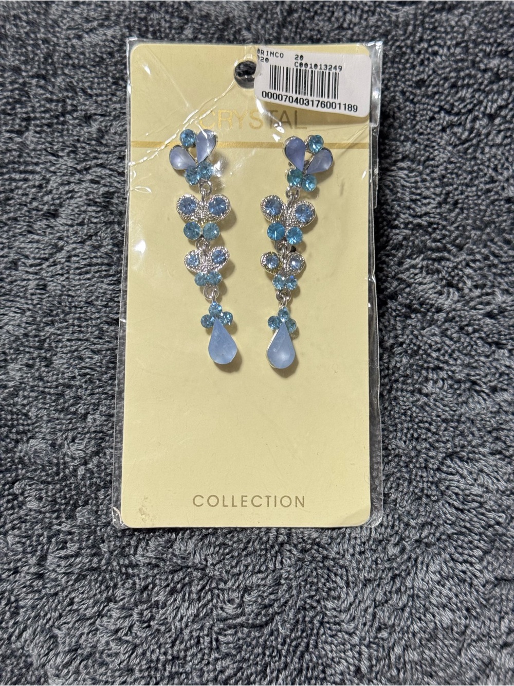 NWT Crystal Collection Light Blue Crystal Floral Drop Earrings